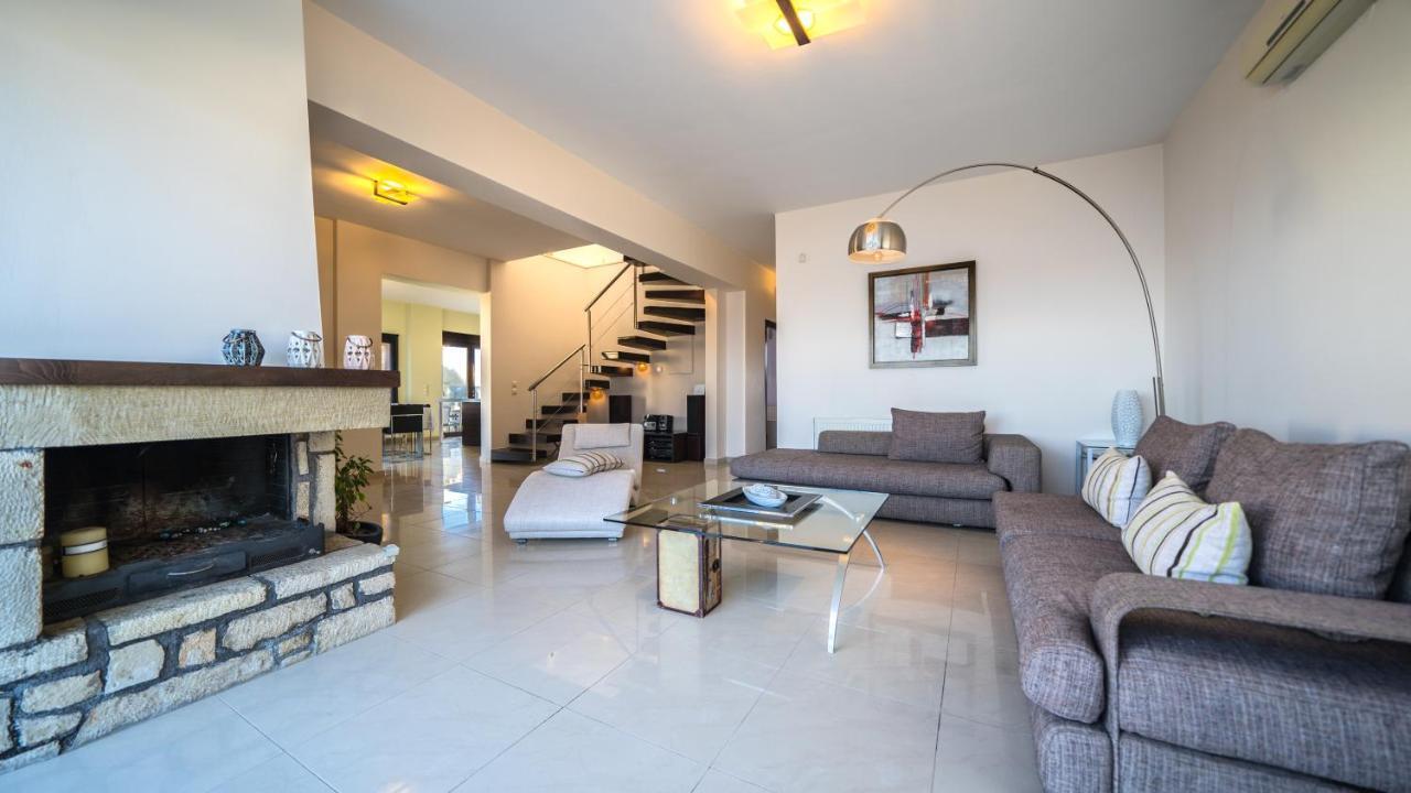 Villa Majestic Crete Heated Pool And Sauna Megála Horáfia Kültér fotó